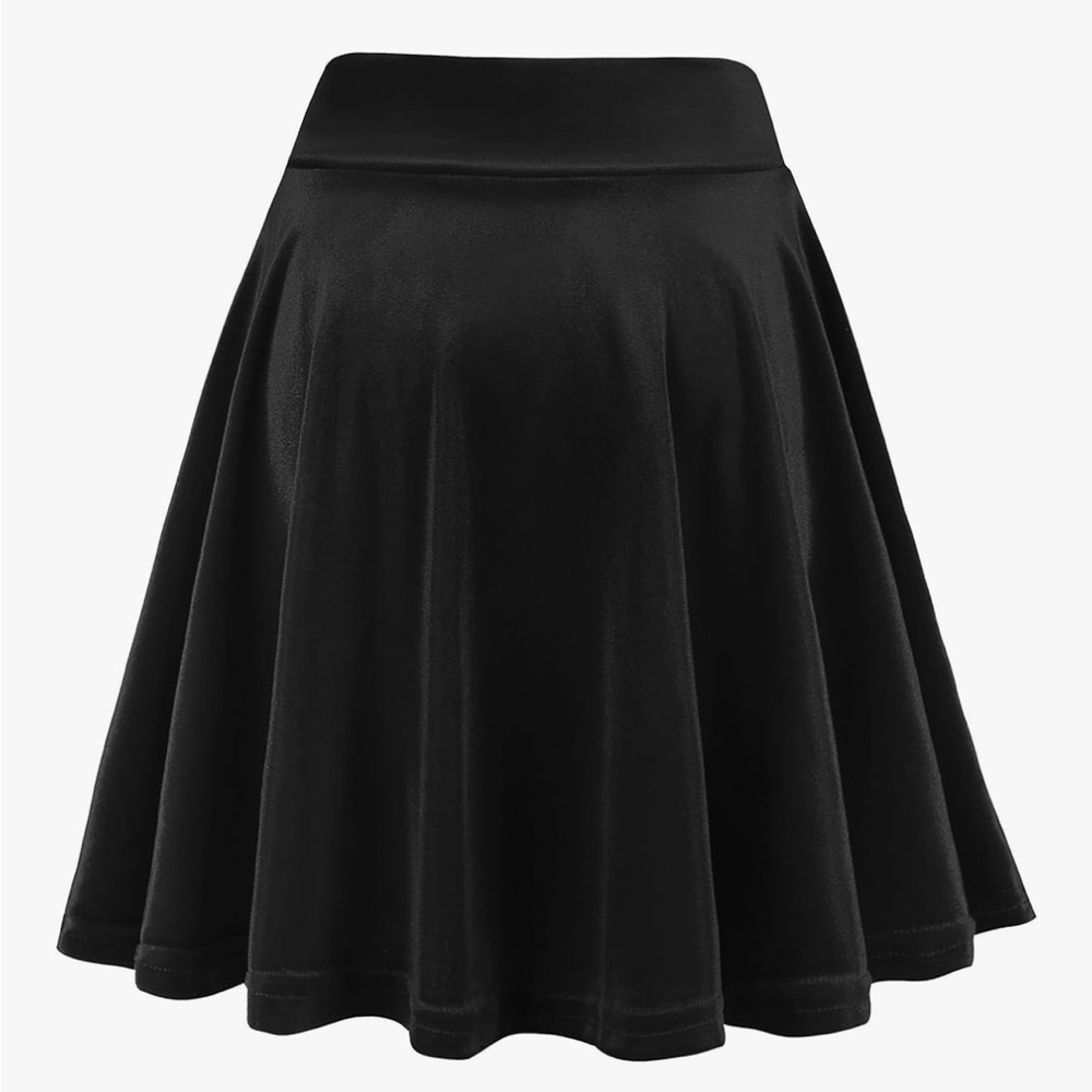NWT Chic Black Velvet Skater Skirt for Women - Picture 2 of 8